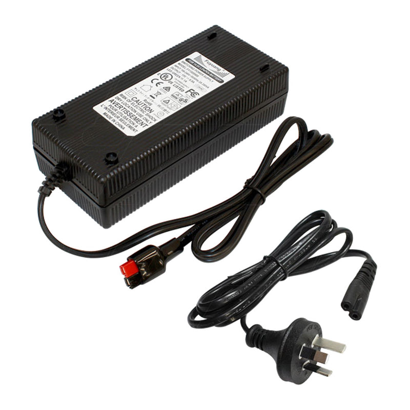 100-240VAC Input LiFePO4 4 Cell 14.4V Charger Output 9.9A + 15-45 Powerpole Plug