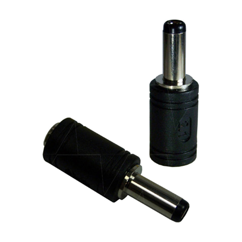 Socket adaptor converting a 2.1mm DC plug to a 2.5mm DC plug
